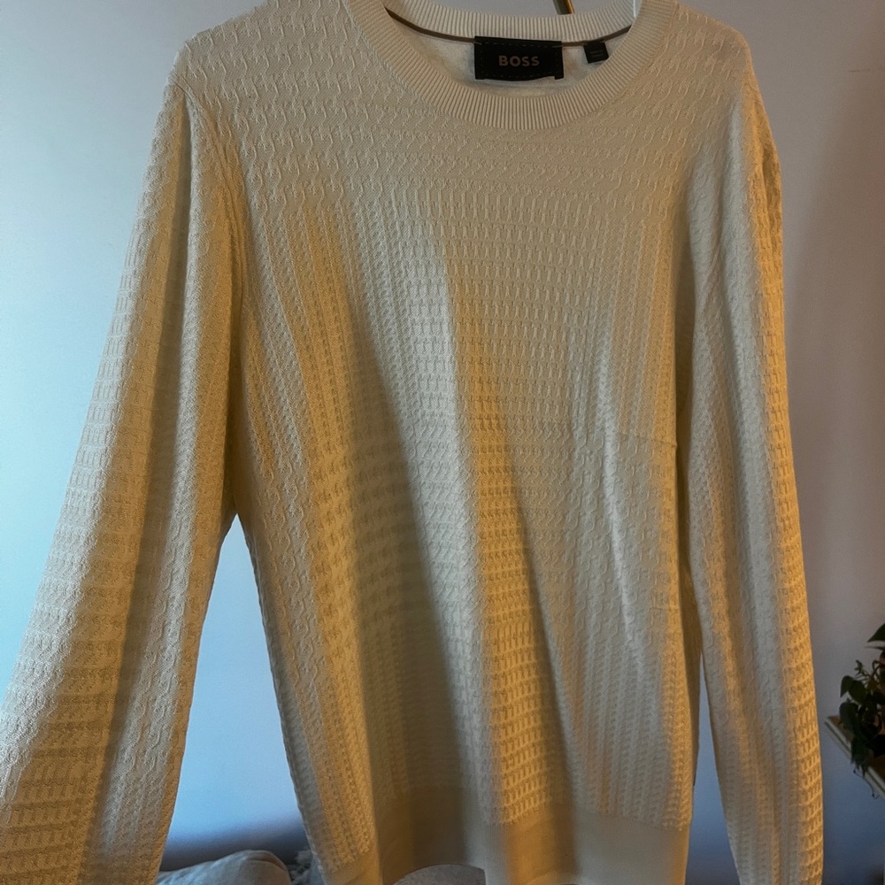 Boss Camel Men’s Ivory Silk Knit Sweater